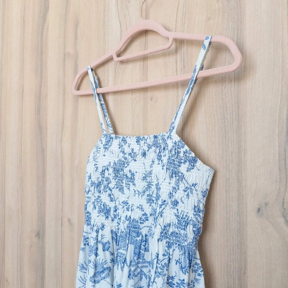 Universal Thread Floral Linen Blend Sundress XS Blue Smocked Cottage Coastal - Picture 4 of 8